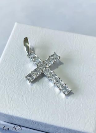Серебряный крестик с камнями