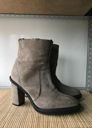 Шикарные ботинки/ сапоги от zara