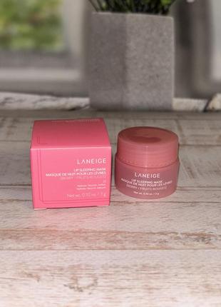 Живильна маска для губ laneige lip sleeping mask intense hydration berry