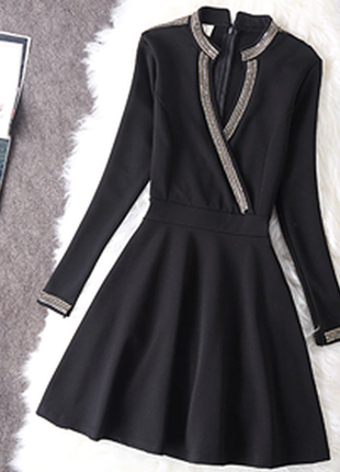 Женское черное платье, элегантное черное  платье с v-образным вырезом