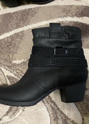 Ботинки ботинки черные со стразами сапоги ботинки черные со стразами