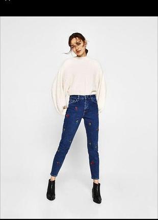 Bershka,джинсы в цветы,мом джинс