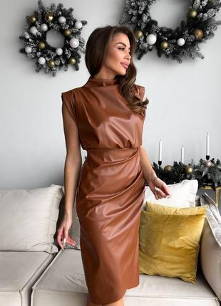 Жіноча шкіряна сукня міді без рукавів шкіра