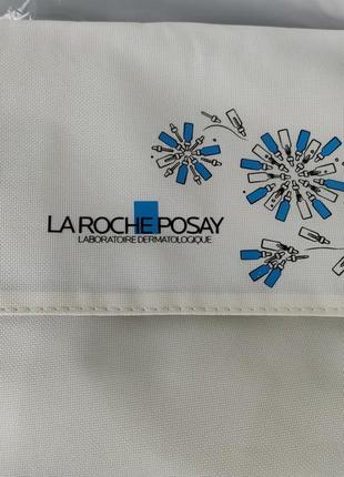 Косметичка зі міні продуктами від la roche -posay