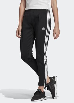 Оригинальные женские спортивные штаны adidas
