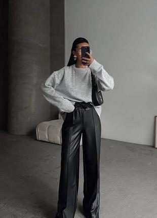 Шкіряні жіночі штани