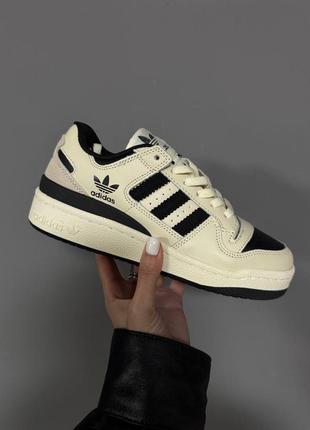 Женские кожаные кроссовки adidas forum