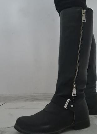 Кожаные сапоги