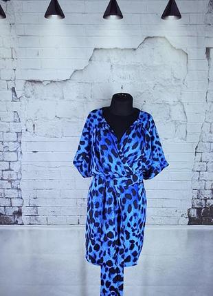 Стильное платье синяя