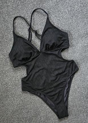 Купальник сдельный, l размер.