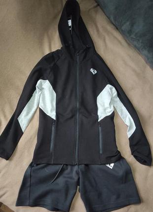 Спортивный костюм (шорты, кофта на застежке)