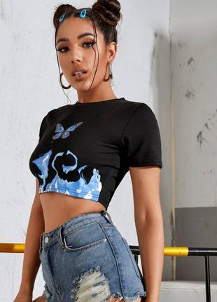 Жіночий топ з метеликом