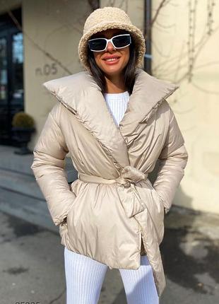 Дута куртка на запах