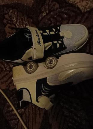 Кроссовки ролики