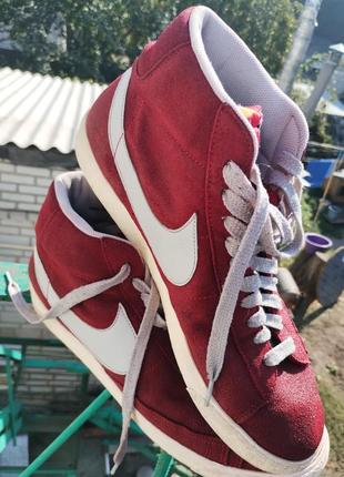 Продам кросівки nike 2