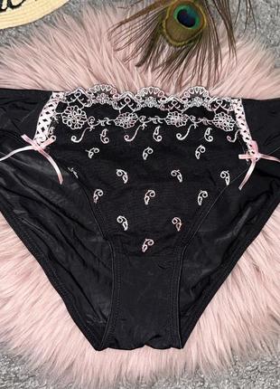 Чудові трусики з вишивкою, р.xl