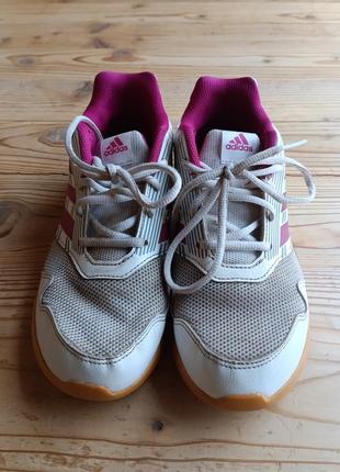 Кроссовки adidas 38