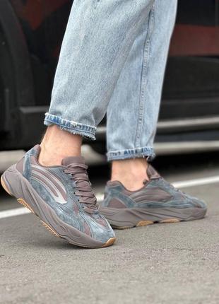 Мужские кроссовки высокого качества плотная приятная ткань удобны в носке стильно смотрятся