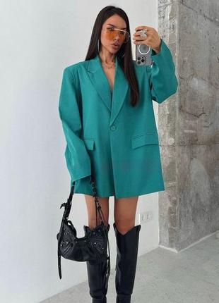 Красивый пиджак оверсайз