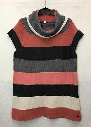 Тепла в’язана туніка в смужку на короткий рукав із коміром