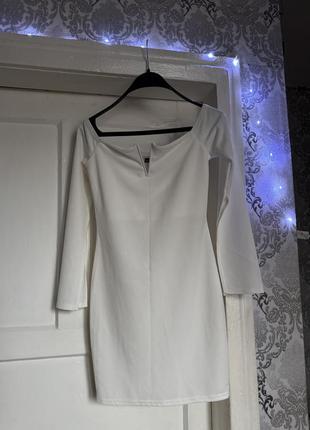 Шикарнючее женское белое платье boohoo