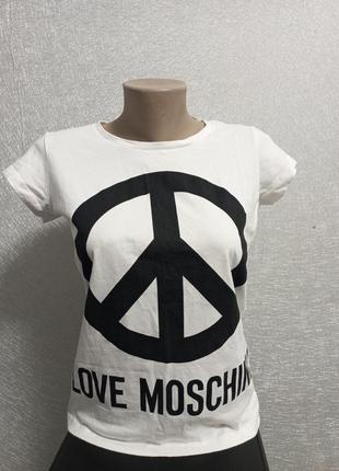 Женская футболка love moschino1 фото