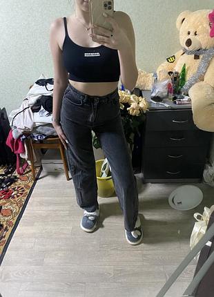 Стильные джинсы-клеш