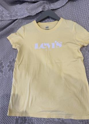 Нова футболка levi’s оригінал