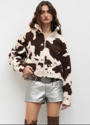 Серебряные микрошорты с низкой посадкой и поясом в подарок