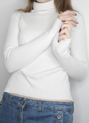 Женская водолозка итальянского производства