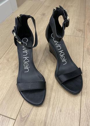 Босоніжки calvin klein оригінал