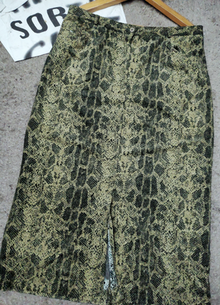 Довга спідниця під оксамит