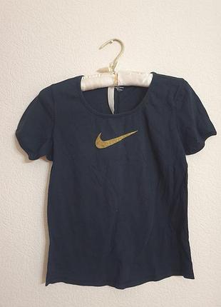 Спортивна футболка nike