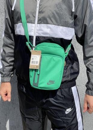 Оригинал сумка месенджер через плече ten nike nk dn2557-324 зелена теч