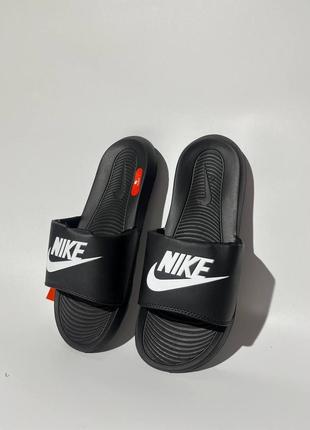 Тапки nike в черном цвете