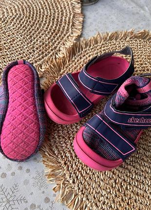 Тапочки босоніжки скечерс skechers 3 в 1 нові без бірки