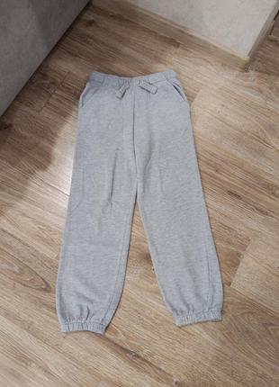 Спортивні штани f&f