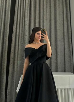 Выпускное корсетное черное платье
