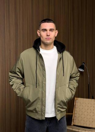 Куртка-бомбер