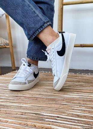 Женские кроссовки nike blazer low white