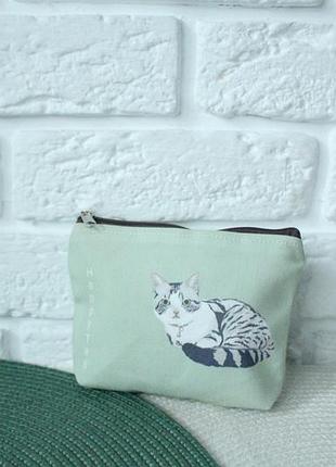 Мила косметичка з котиком.
