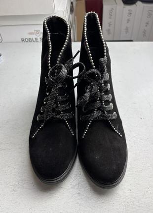 Ботинки демисезонные замшевые