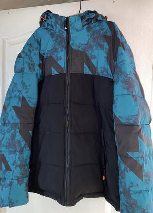 Продам б/у курточку