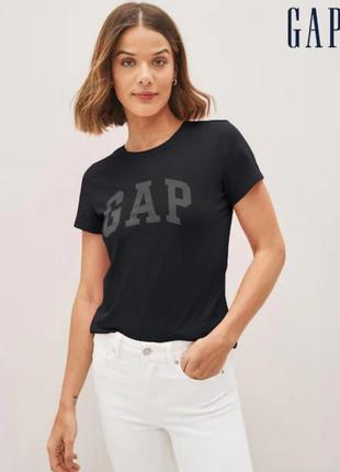 Базовая чёрная футболка с логотипом на груди ✨gap✨черная футболка с надписью