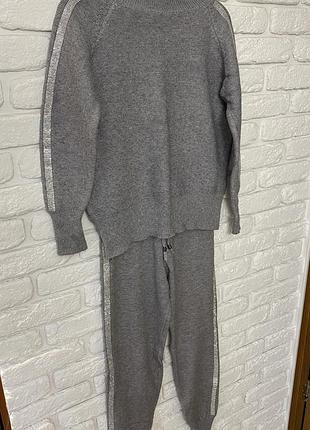 Тёплый костюм ✨