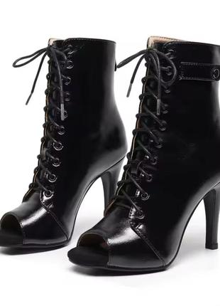 Кожаные туфли для танцев хилс / heels