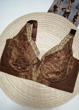 Бюстгальтер жіночий