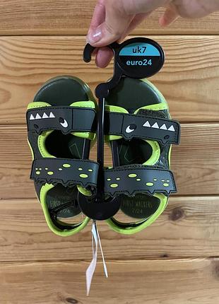 Босоніжки дитячі george 24 р. на хлопчика