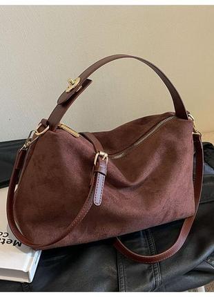 Женская сумка в трендовом цвете2 фото