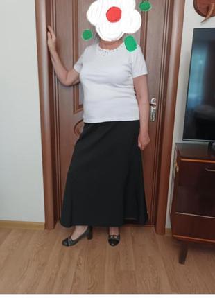 Женская юбка большого размера.